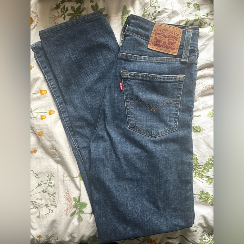 Levi's 724 High Rise Straight Jeans